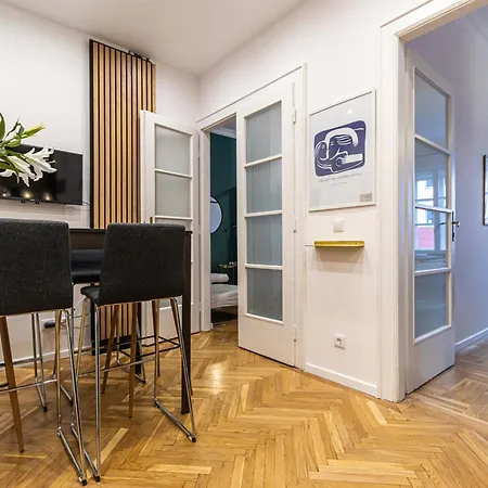 アパート 80 Sqm, 3 Bedrooms, 2 Bathrooms, New *