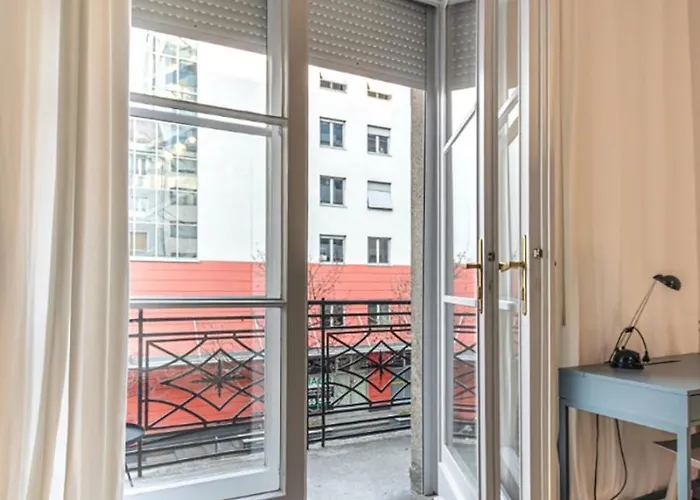 Διαμέρισμα 80 Sqm, 3 Bedrooms, 2 Bathrooms, New Βουδαπέστη