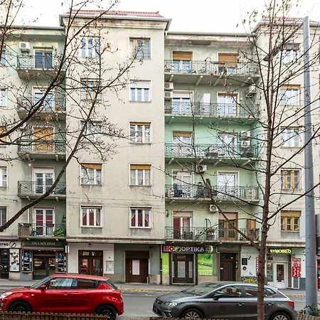 80 Sqm, 3 Bedrooms, 2 Bathrooms, New