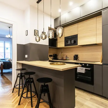 80 Sqm, 3 Bedrooms, 2 Bathrooms, New Apartamento *