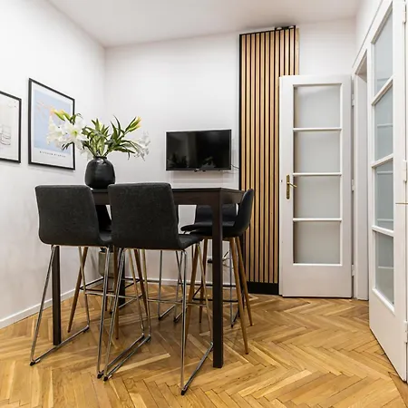 Apartamento 80 Sqm, 3 Bedrooms, 2 Bathrooms, New Budapest