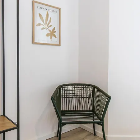 80 Sqm, 3 Bedrooms, 2 Bathrooms, New