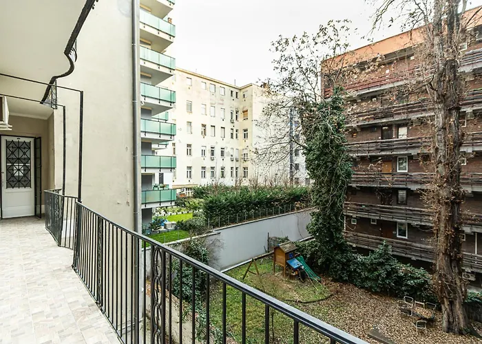 80 Sqm, 3 Bedrooms, 2 Bathrooms, New Appartement Budapest
