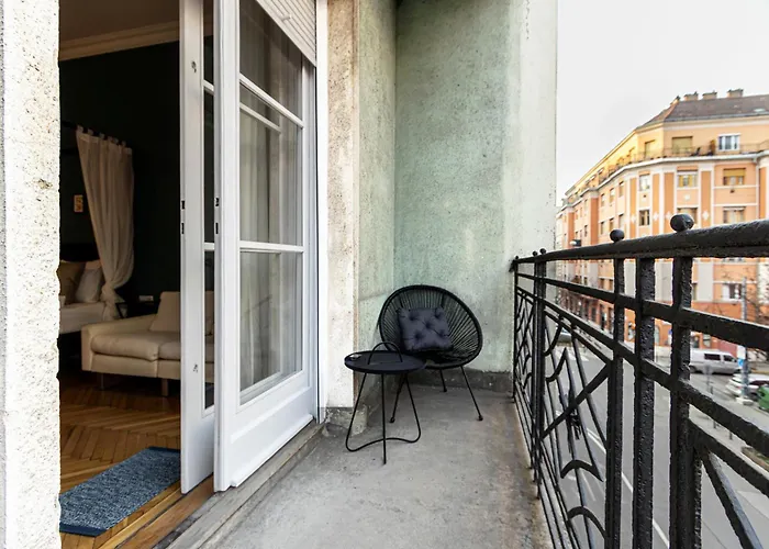 80 Sqm, 3 Bedrooms, 2 Bathrooms, New Appartement