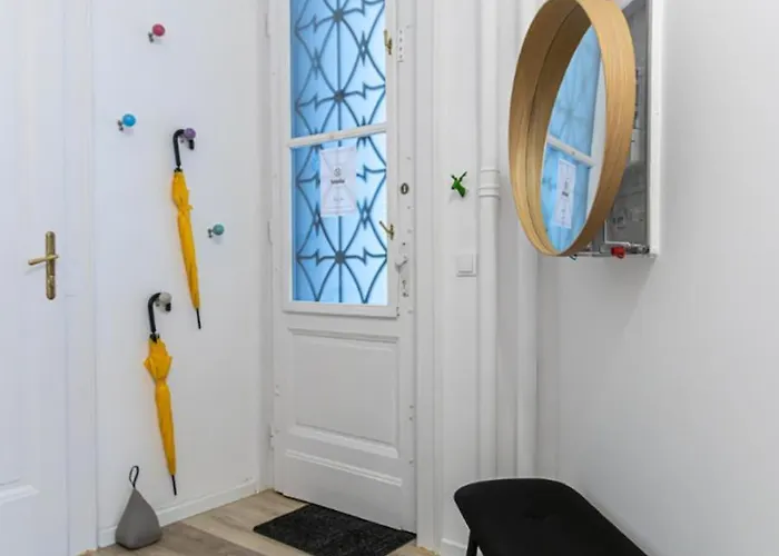 80 Sqm, 3 Bedrooms, 2 Bathrooms, New