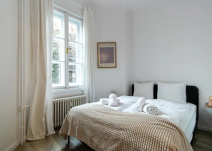 80 Sqm, 3 Bedrooms, 2 Bathrooms, New Boedapest