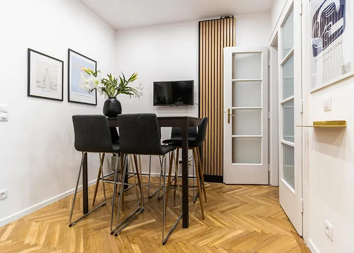 Appartement 80 Sqm, 3 Bedrooms, 2 Bathrooms, New Boedapest