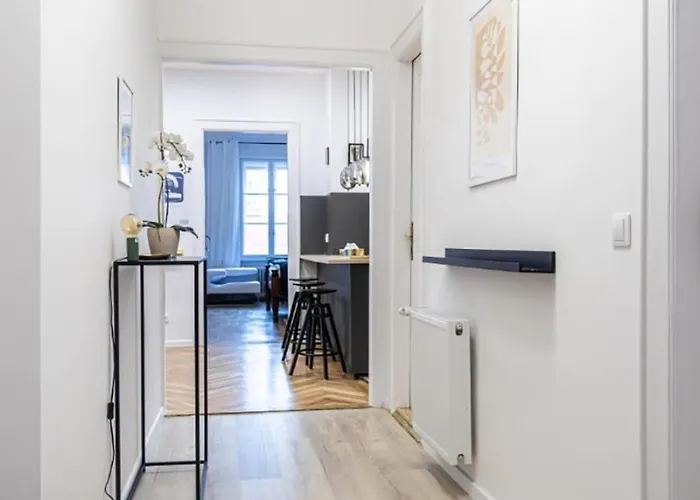 80 Sqm, 3 Bedrooms, 2 Bathrooms, New Appartement Boedapest